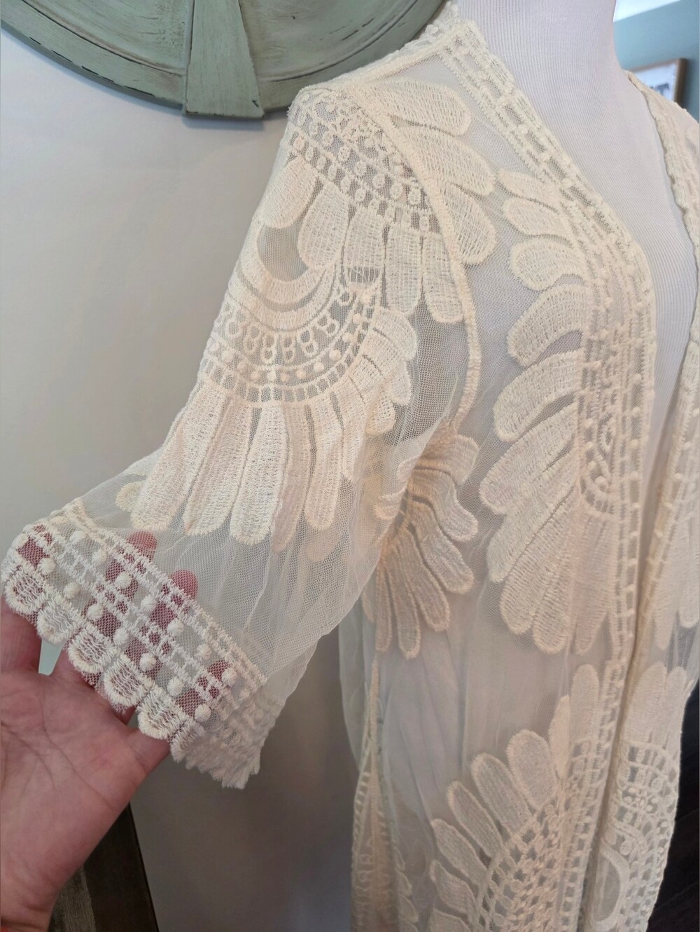 Rebellion Again Size Small Fully Open Ivory Embroidered Lace Kimono Duster Beach - Picture 4 of 8